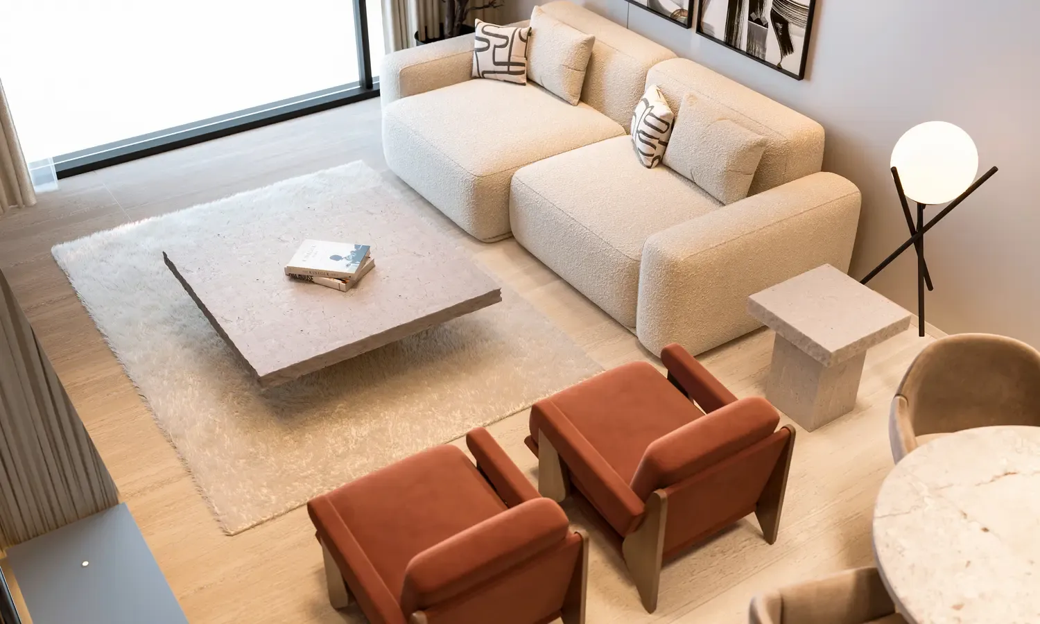 Interior 5