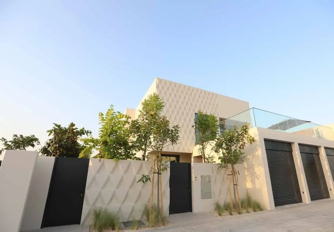 Exterior 5